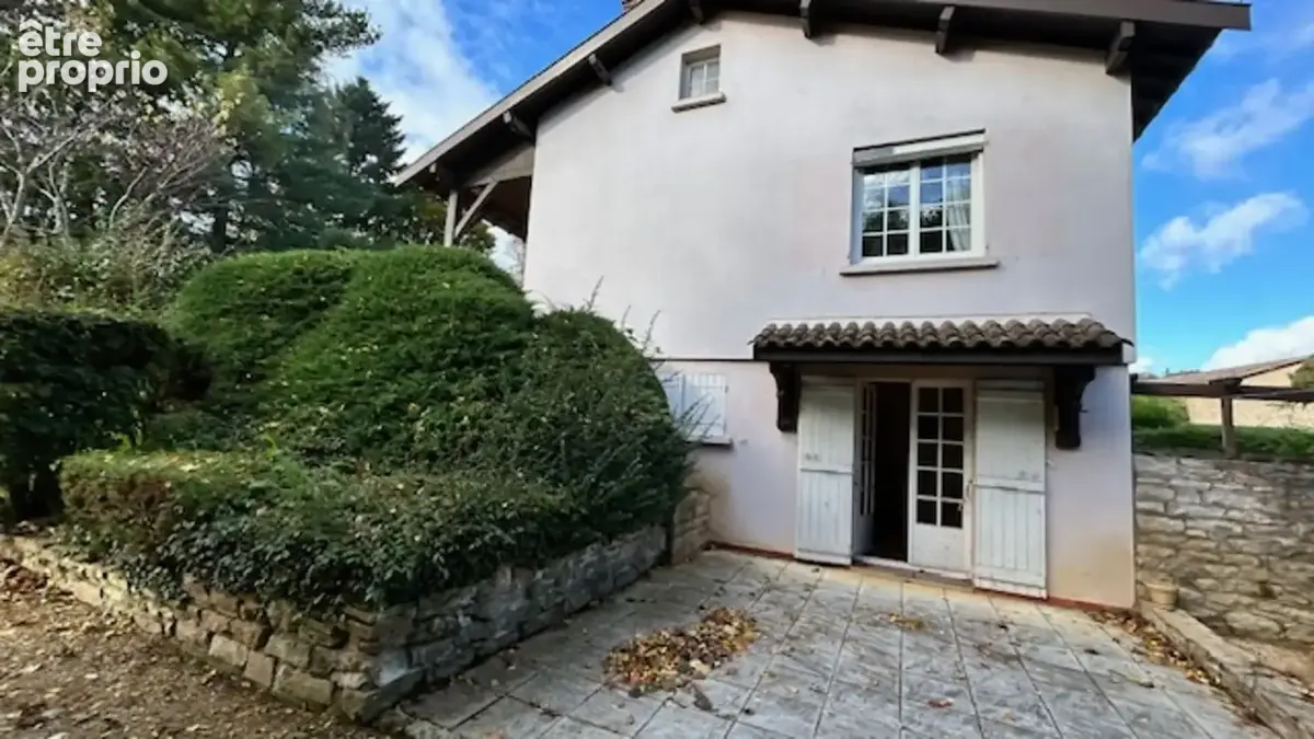 Maison familiale spacieuse avec terrasses et grand garage, à Sancé - photo 5