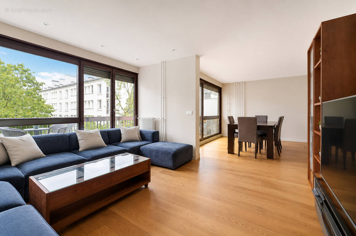 Appartement à PARIS-20E