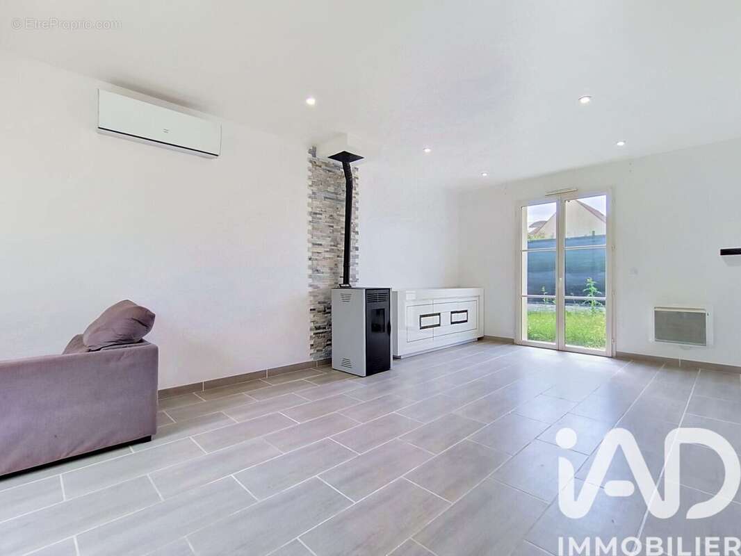 Maison 126 m² à Epiais-Les-Louvres  - photo 3