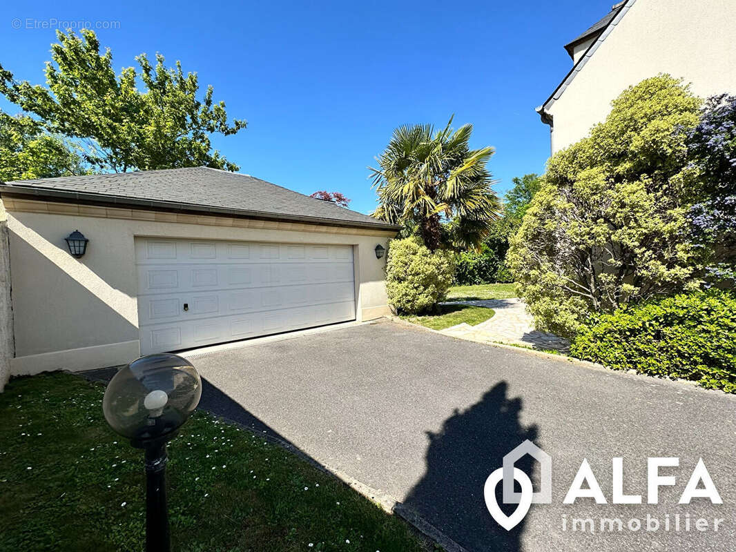 Maison à SAINT-GRATIEN