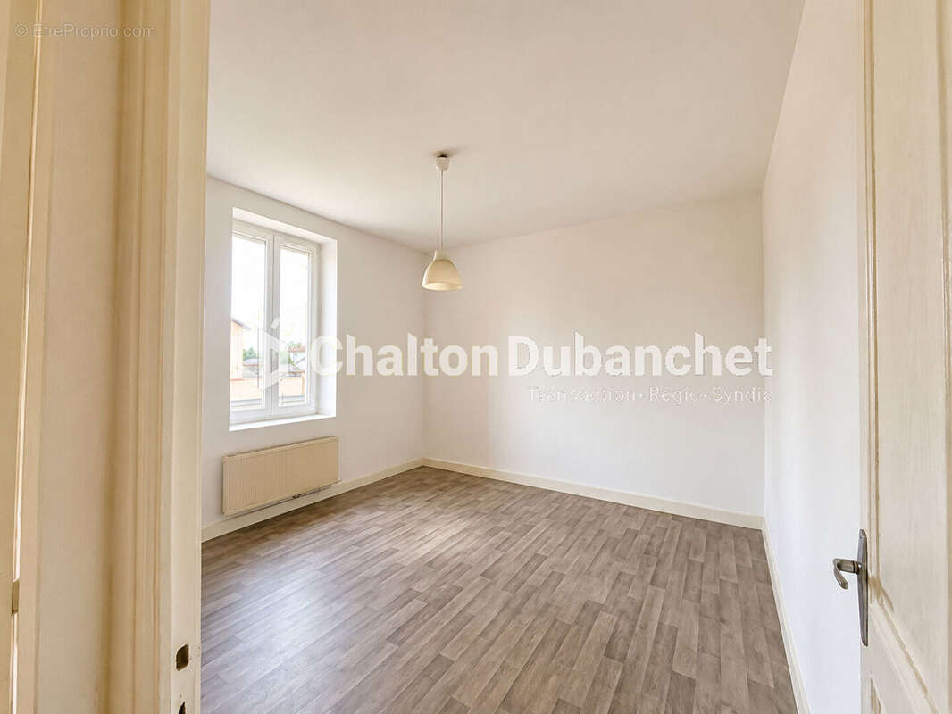 Maison 109 m² à Feurs  - photo 7