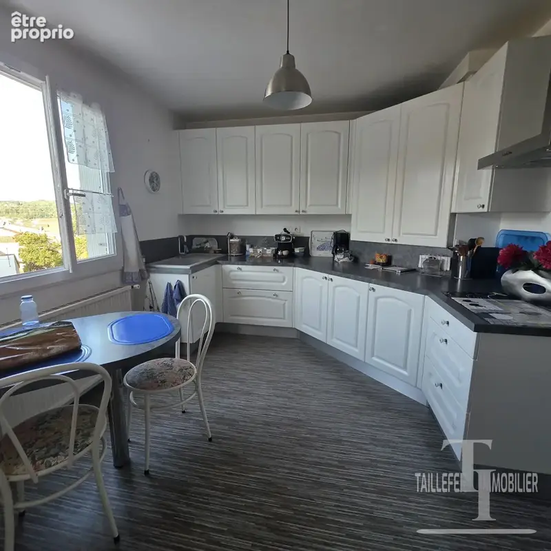 Appartement 93 m² à Perigueux  - photo 4
