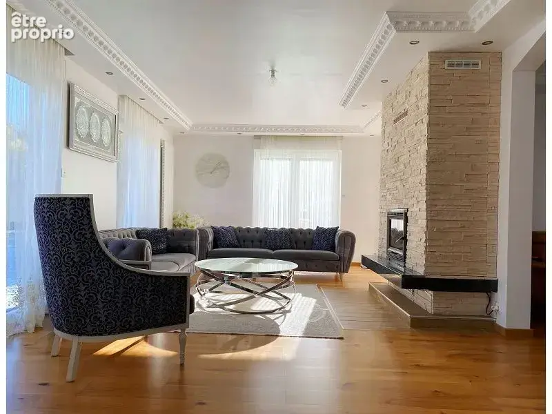 Maison 10 pièces 214 m² à vendre à Verdun (55100) - photo 2