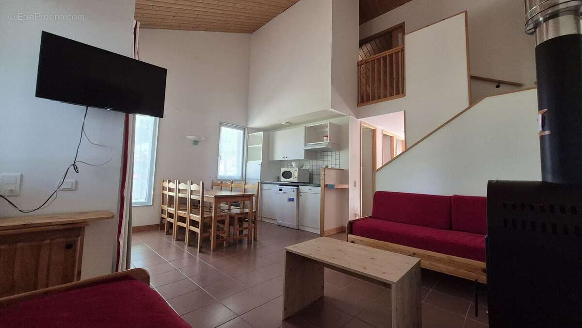 20260612112538 - Maison à NONTRON