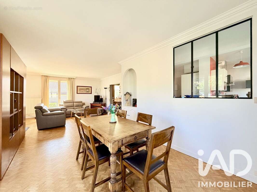 Maison 171 m² à Durtol  - photo 2