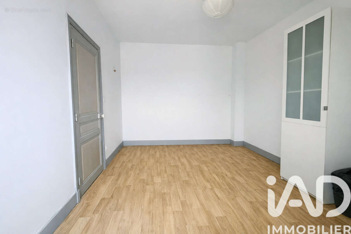 Photo 9 - Maison à SAINT-POLGUES