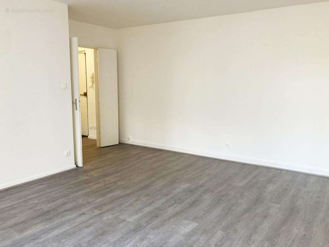 Appartement à LYON-9E