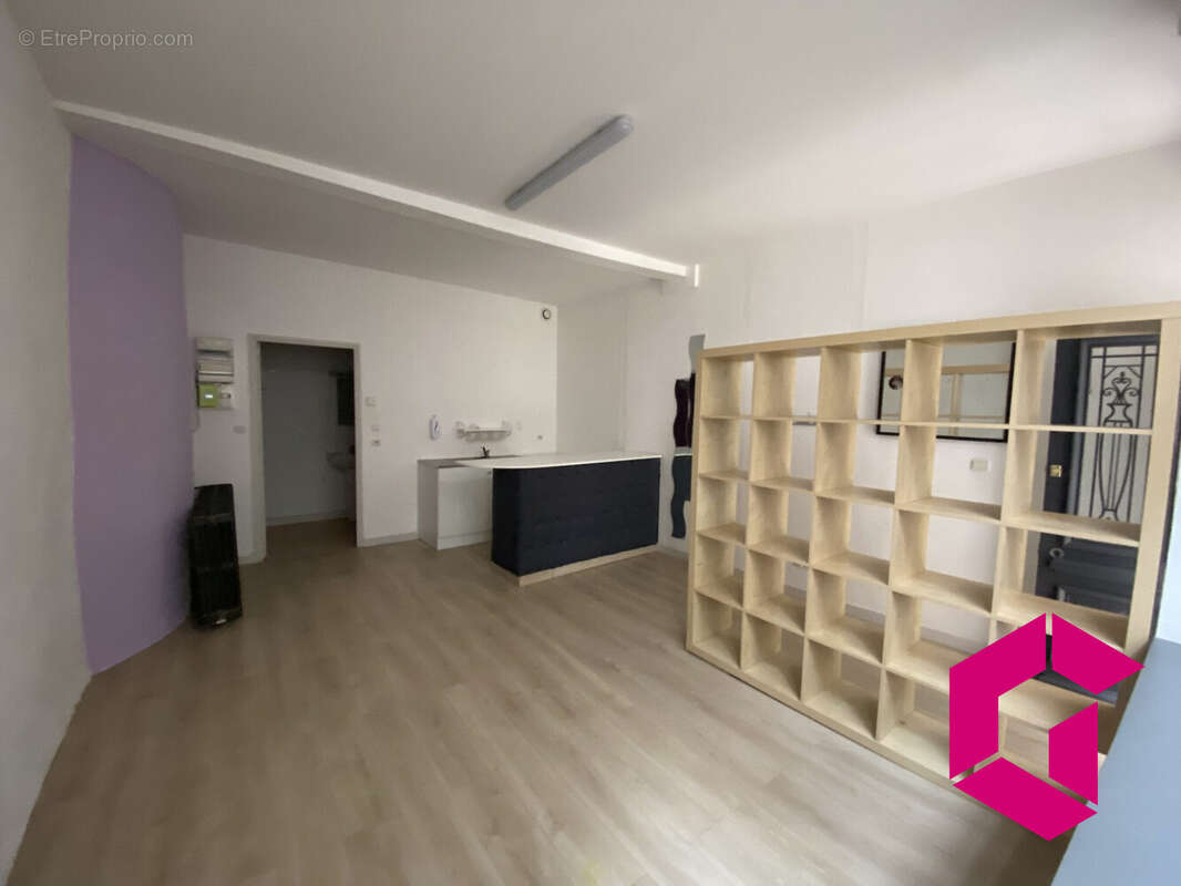 Appartement à SAINT-BONNET-LE-CHATEAU