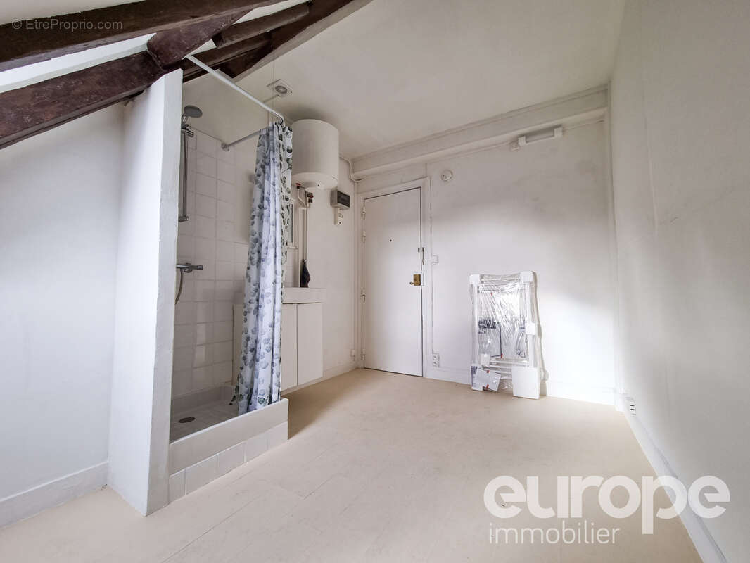 Appartement à PARIS-9E