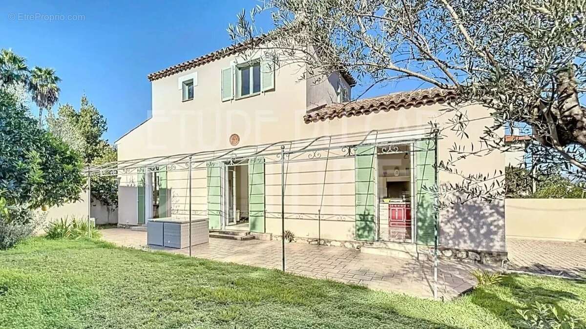 Maison à ANTIBES