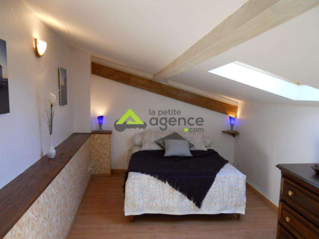 Maison à SAINT-YRIEIX-LA-MONTAGNE