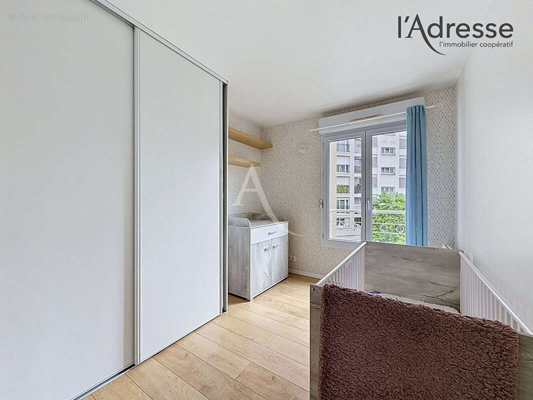 Appartement à SURESNES