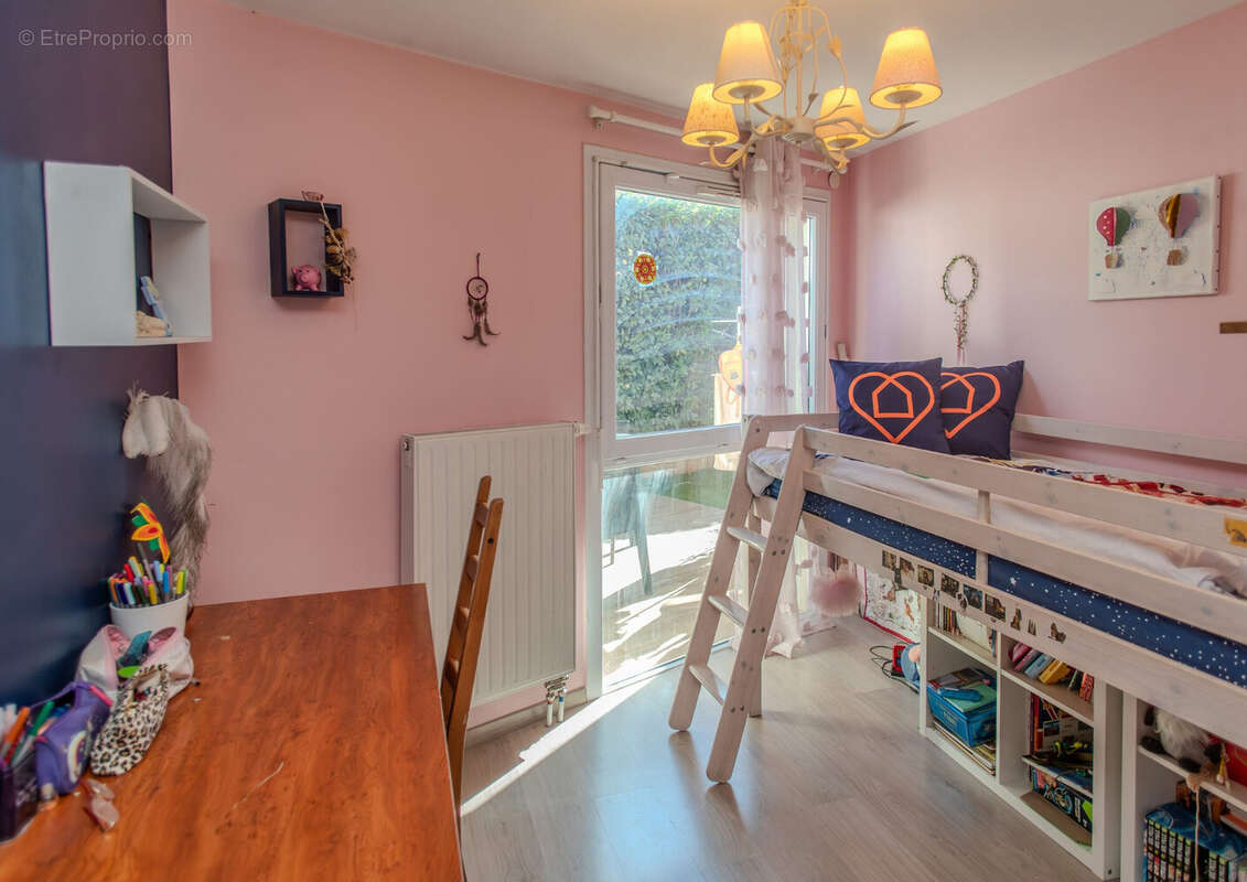 Appartement 88 m² à Thonon-Les-Bains  - photo 9