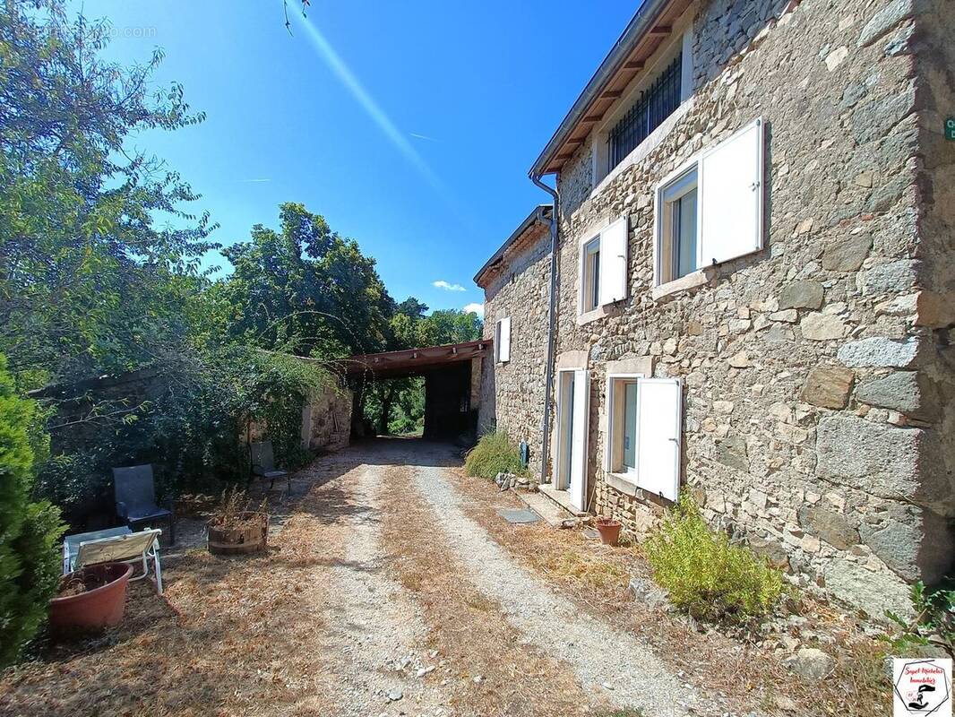 Maison 285 m² à Mauves  - photo 4