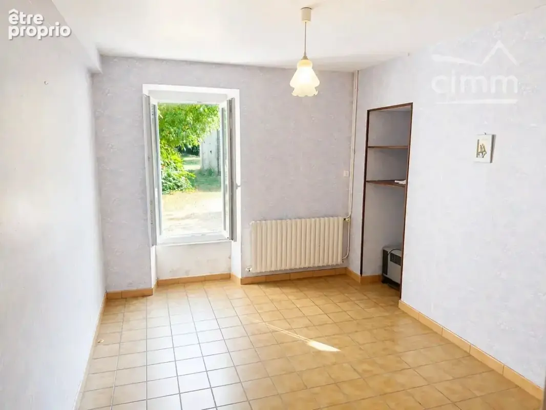 Longère avec dépendances - photo 13
