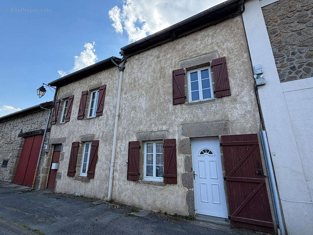 Maison à BESSINES-SUR-GARTEMPE