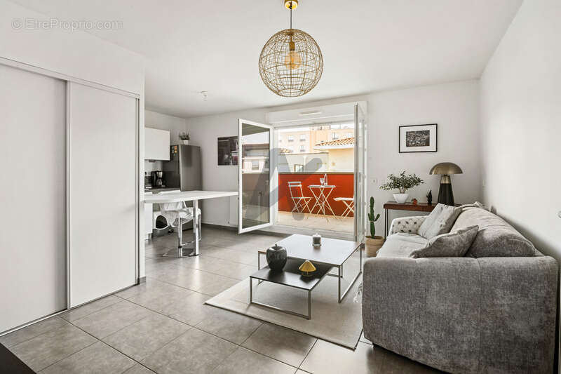 Appartement à OULLINS