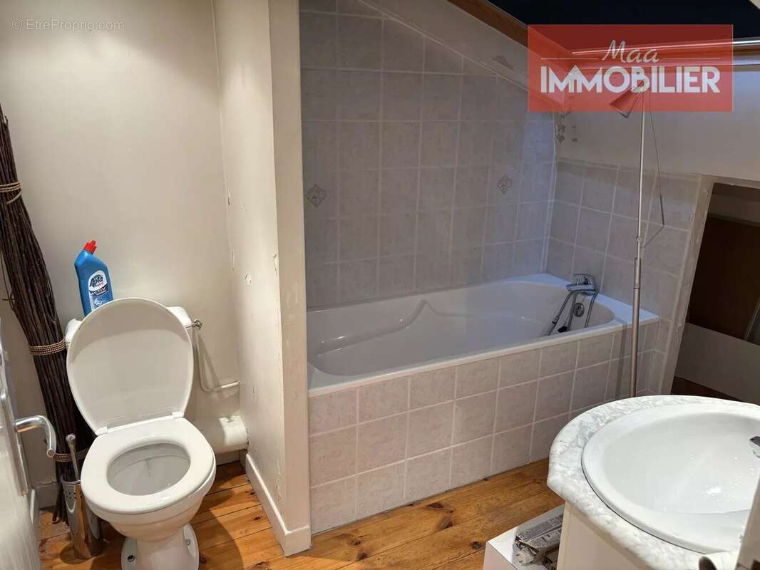 Appartement à SAINT-ETIENNE