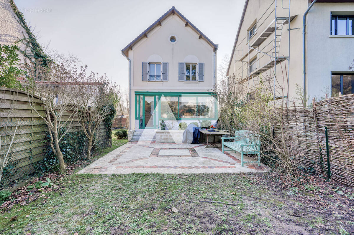 Maison à RUEIL-MALMAISON