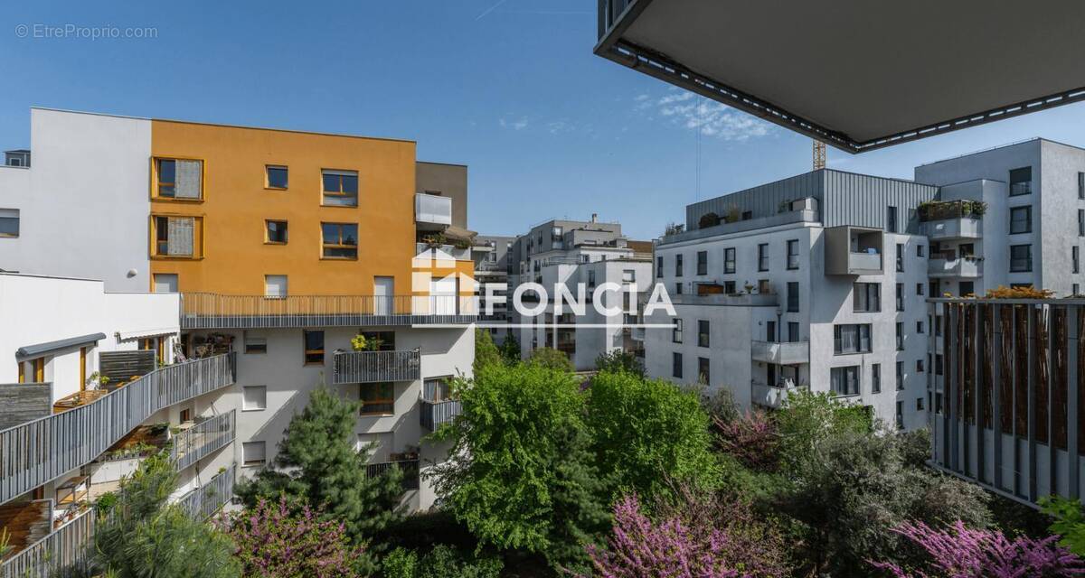 Appartement à SAINT-DENIS