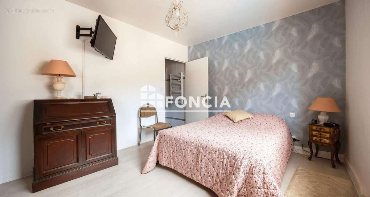 Entre le village et les plages, découvrez cette superbe maison de 105 m² habitables - photo 7