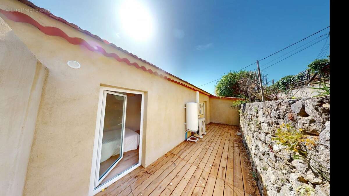 Maison à VALLAURIS