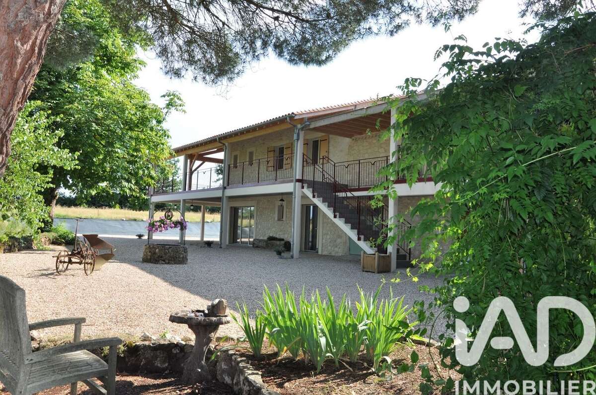 Photo 8 - Maison à MARGUERON