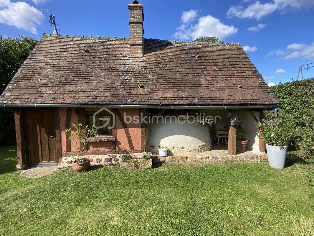 Maison à SAINT-OUEN-D'ATTEZ