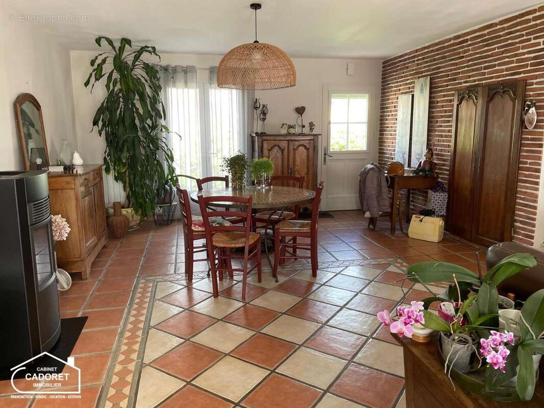  - Maison à BOURGNEUF-EN-RETZ
