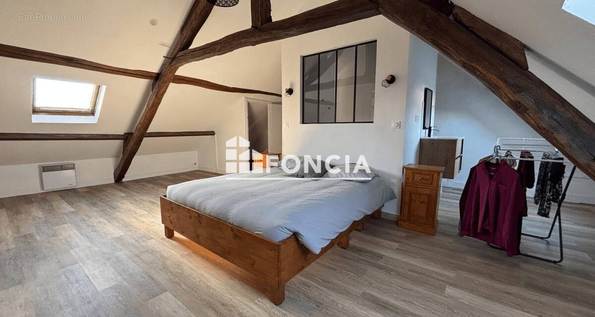 Maison à DAME-MARIE-LES-BOIS