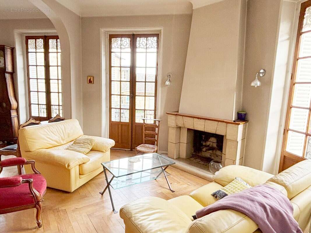 Appartement à BRIVE-LA-GAILLARDE