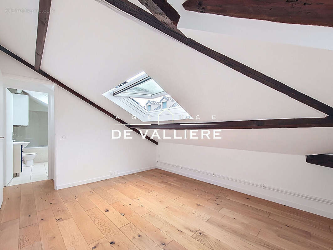 Appartement à RUEIL-MALMAISON