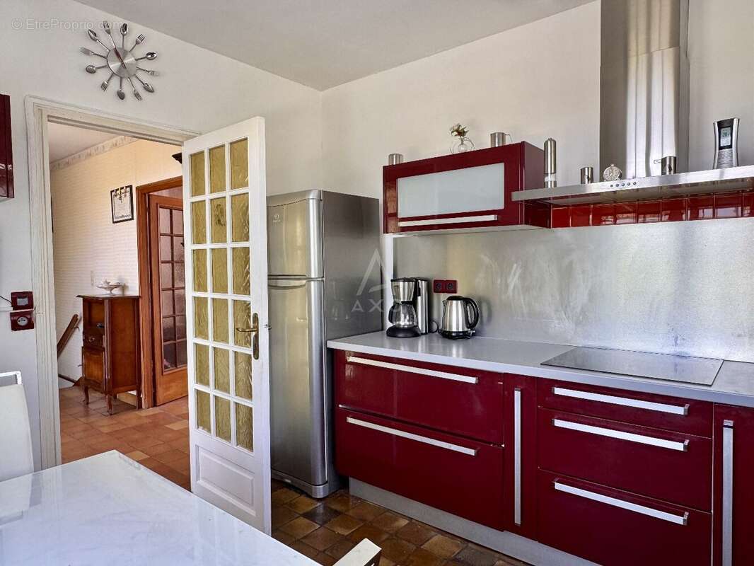 Maison à MAGNAC-SUR-TOUVRE