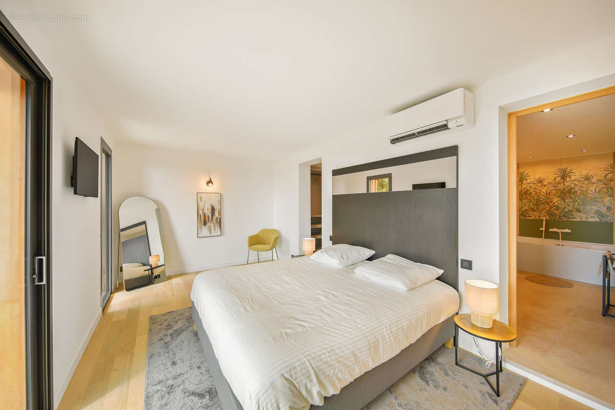 Maison à CAVALAIRE-SUR-MER