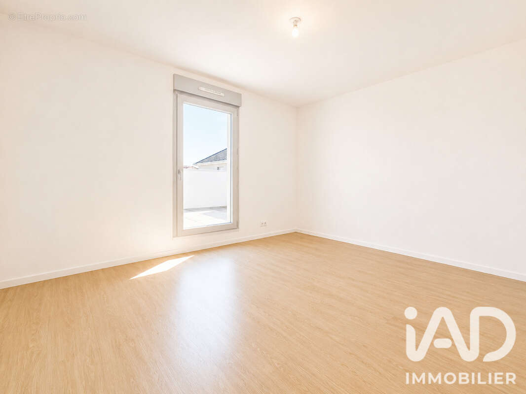 Appartement 66 m² à Ozoir-La-Ferriere  - photo 8