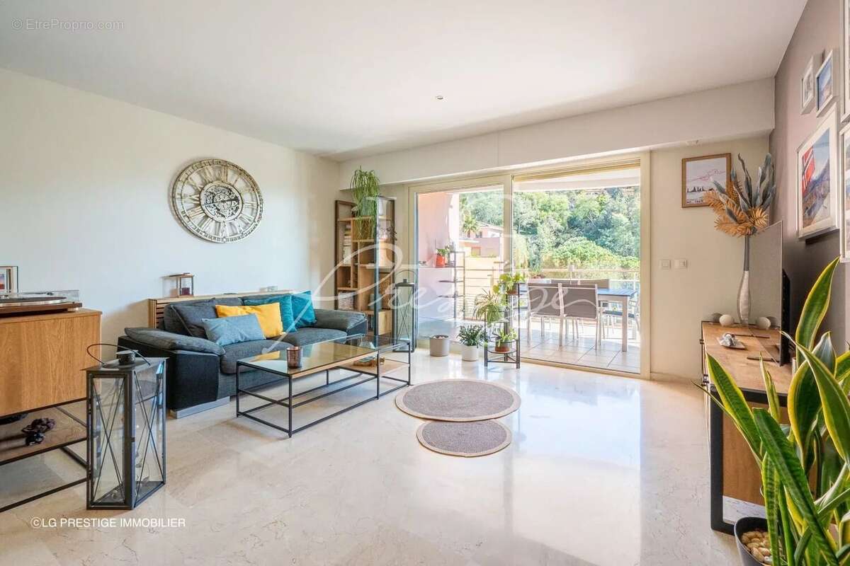 Appartement à THEOULE-SUR-MER