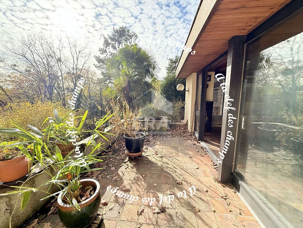 Maison à GIF-SUR-YVETTE