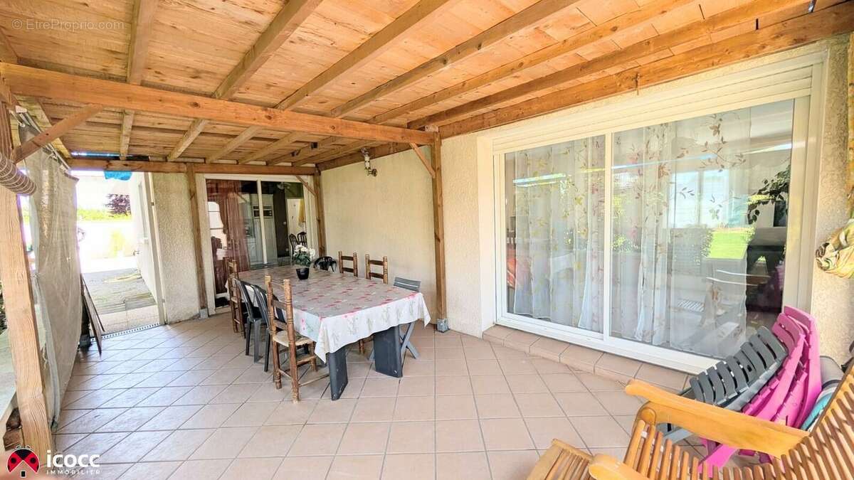 Maison à CHATEAU-GUIBERT