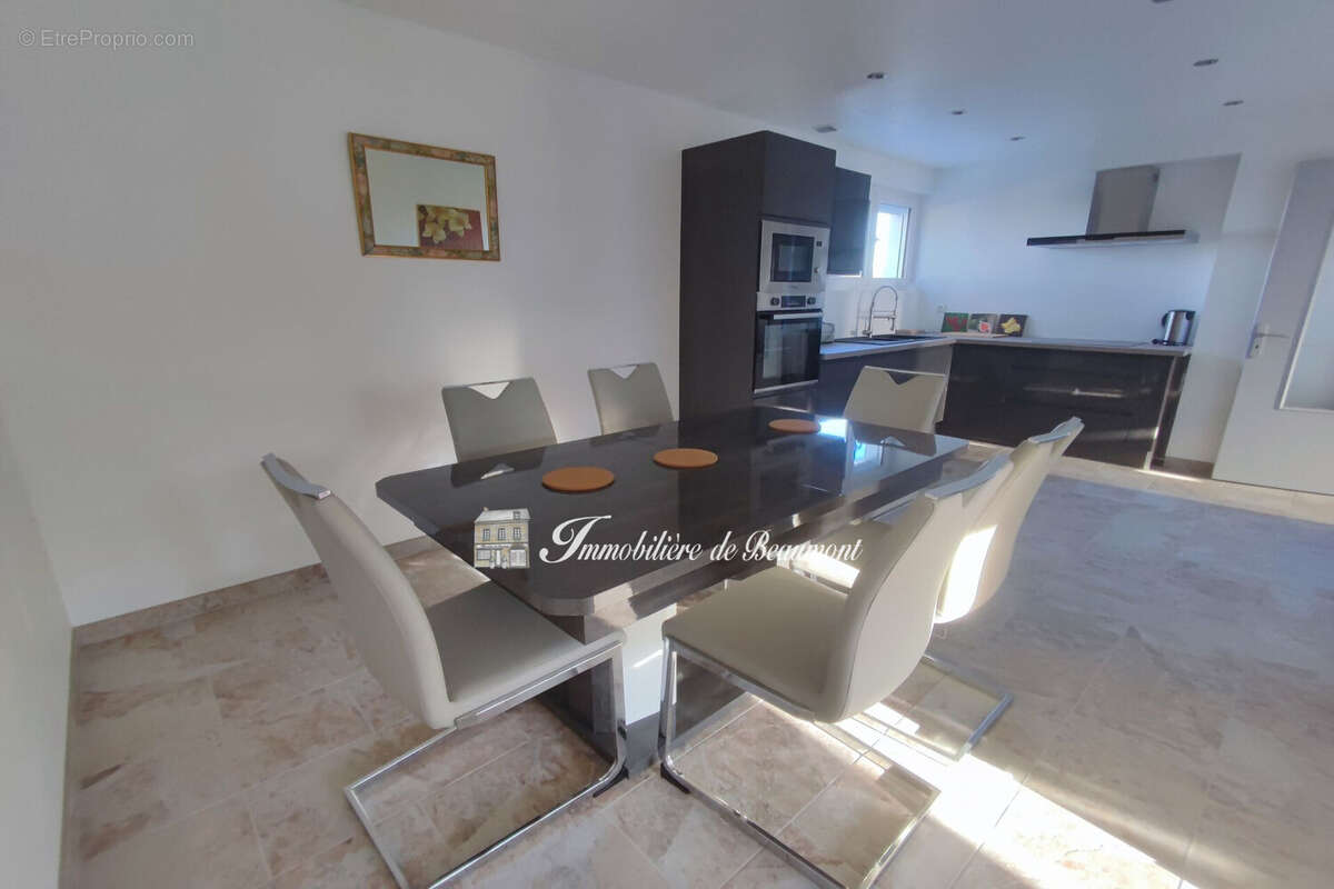 Maison 85 m² à Beaumont-Le-Roger  - photo 3