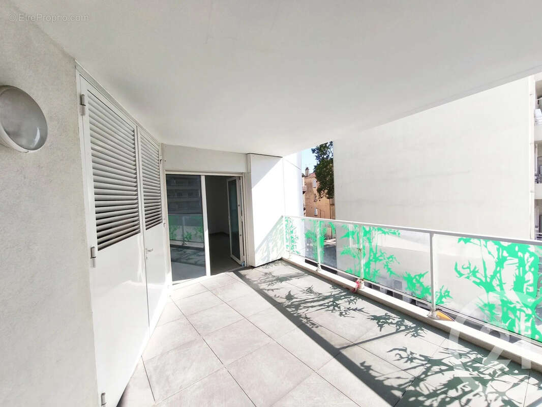 Appartement 53 m² à Toulon  - photo 18