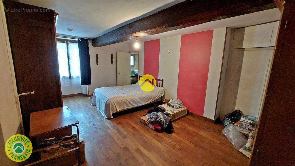 Maison rénovée avec dépendances - photo 16