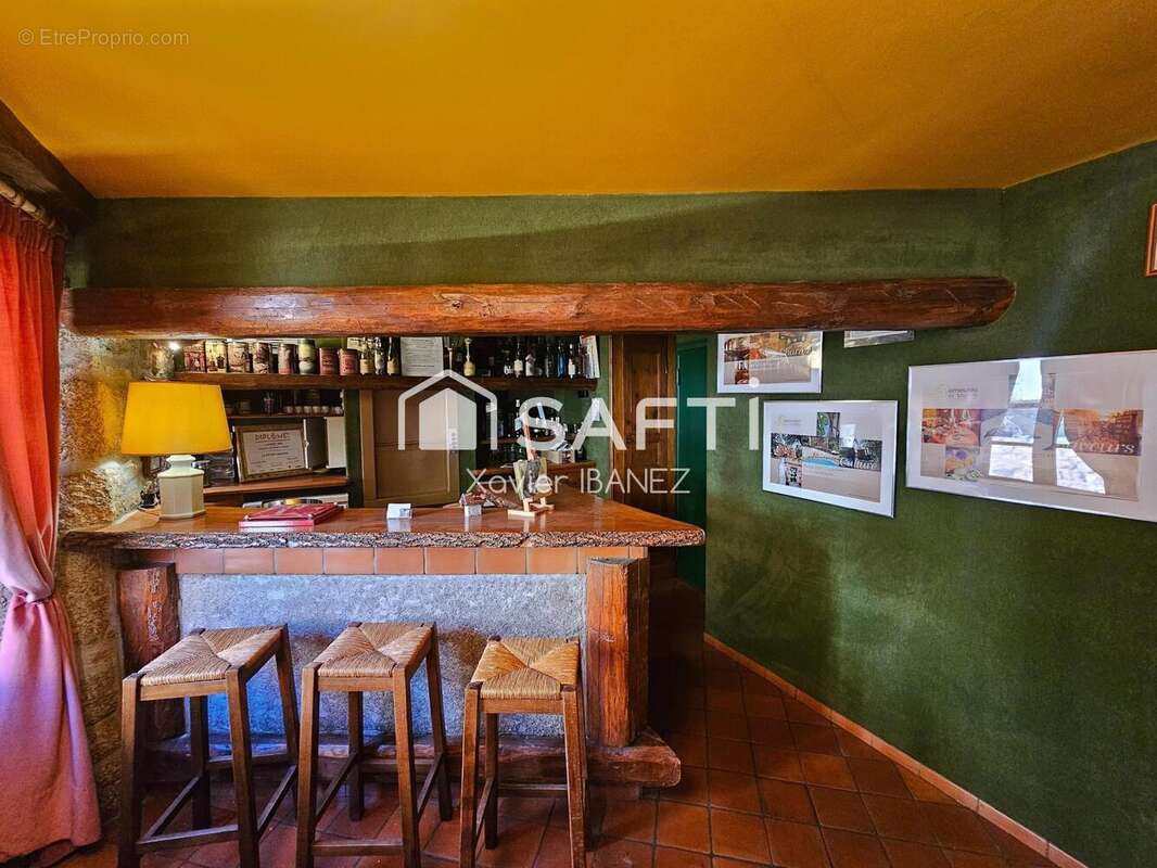 Photo 2 - Commerce à SAINT-ALBAN-SUR-LIMAGNOLE