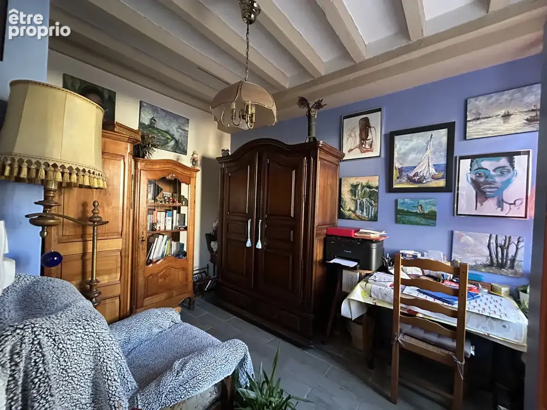 Maison ancienne avec dépendance + maisonnette, garage, cour et jardin - photo 6