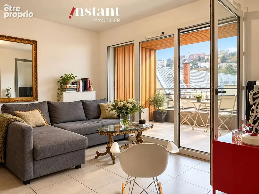 T2 avec balcon & garage - Confluence - photo 2