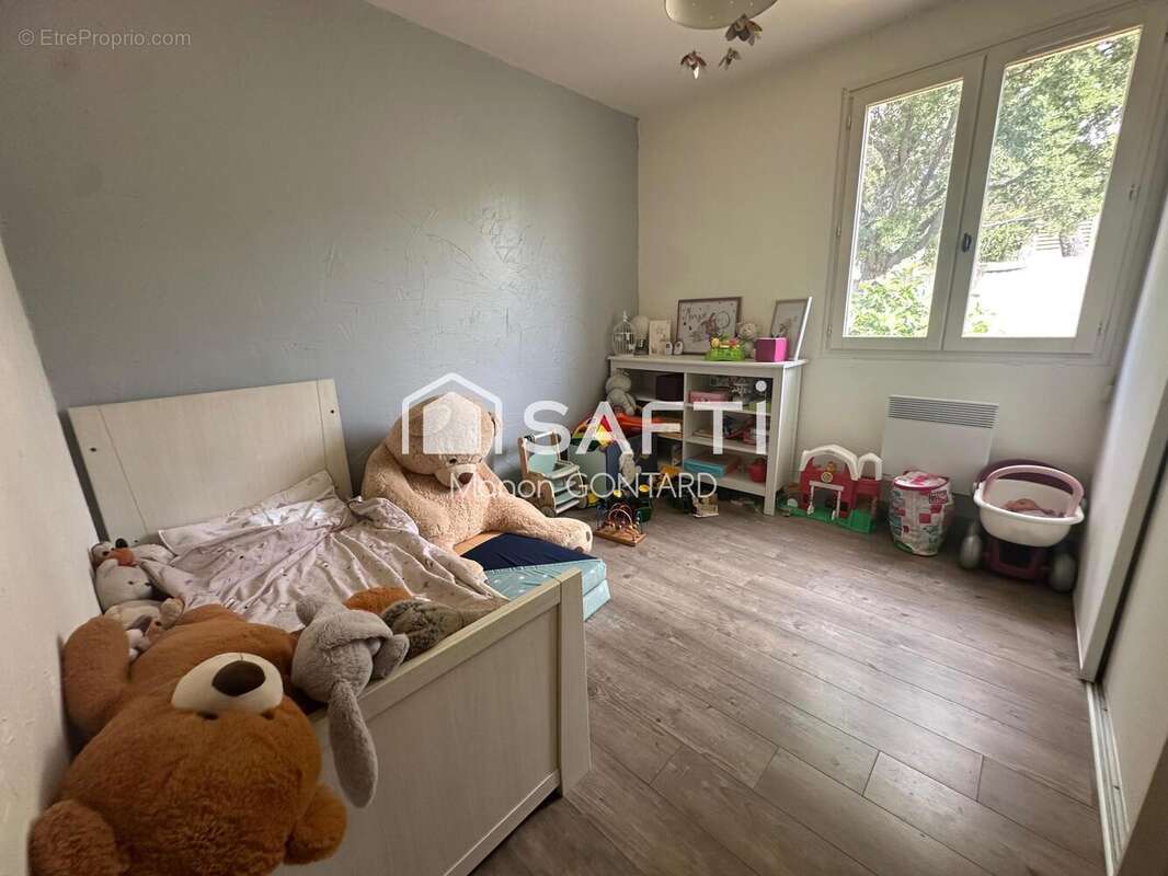 Photo 8 - Maison à SEILLONS-SOURCE-D&#039;ARGENS