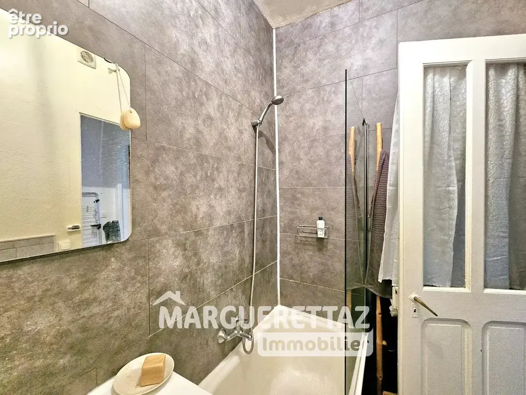 Lot de 2 appartements t2+t3 avec caves et grande terrasse - photo 13