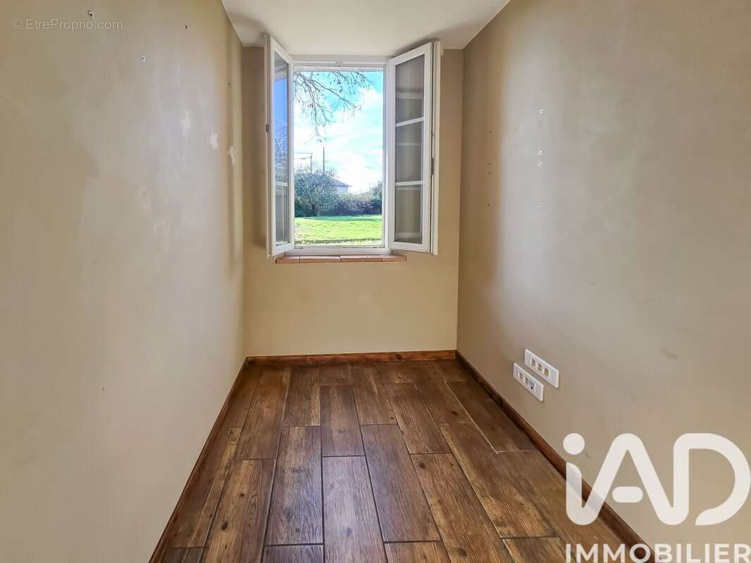 Photo 8 - Maison à MONTBARTIER