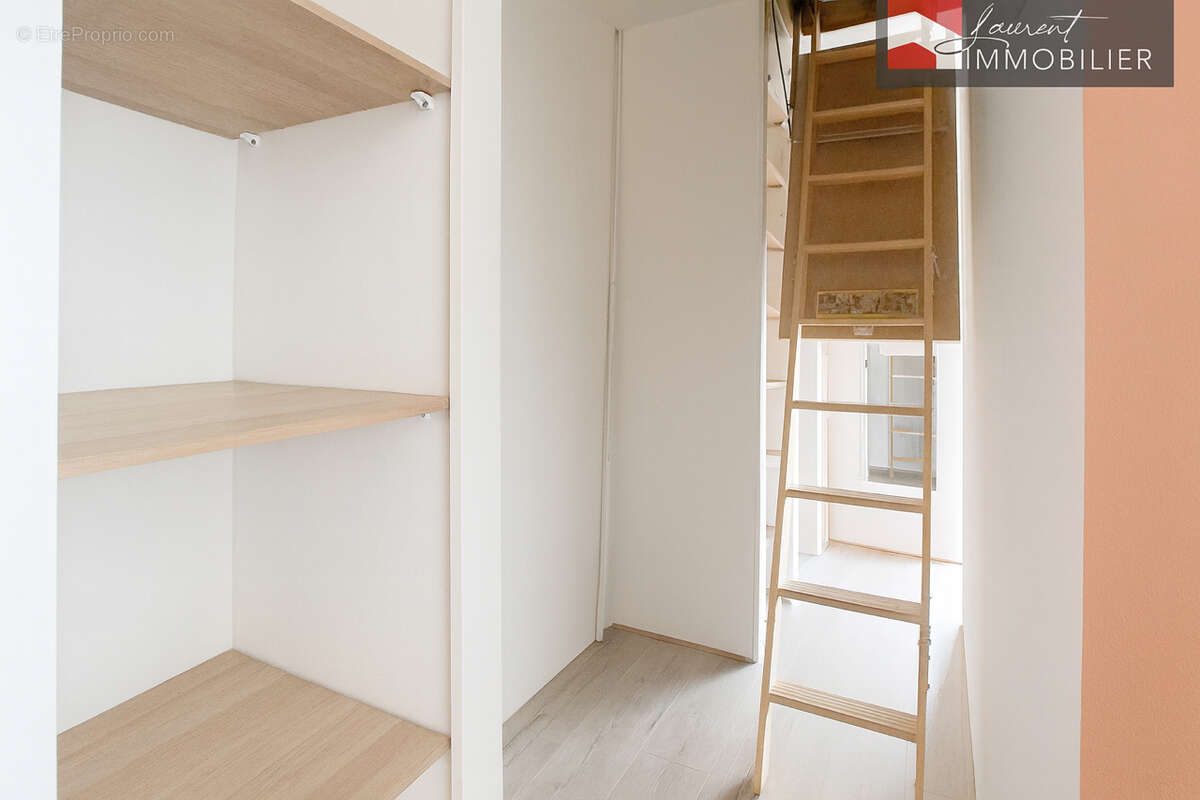 Maison à SAINT-ETIENNE-SUR-REYSSOUZE