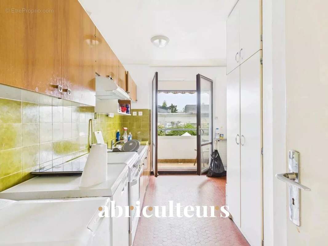 Appartement à PARIS-12E