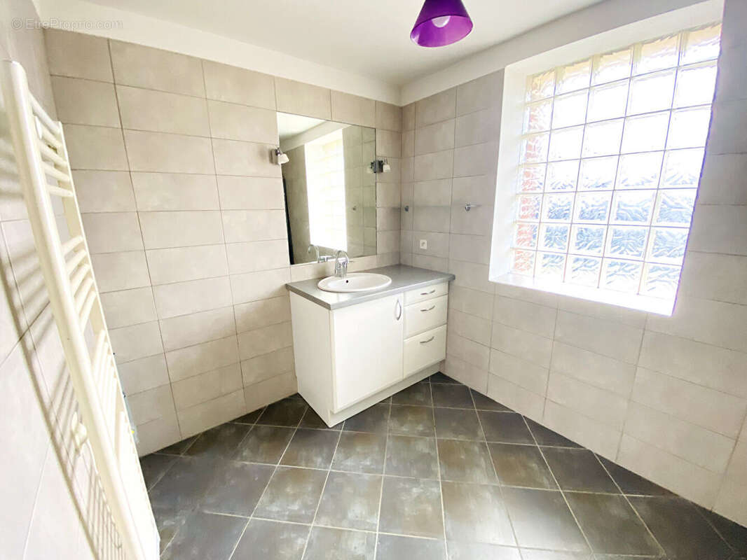 Maison à VILLARS-LES-DOMBES